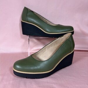 SOUL Naturalizer About-Time Wedge Pumps - Winter Moss Green Size 7.5 M